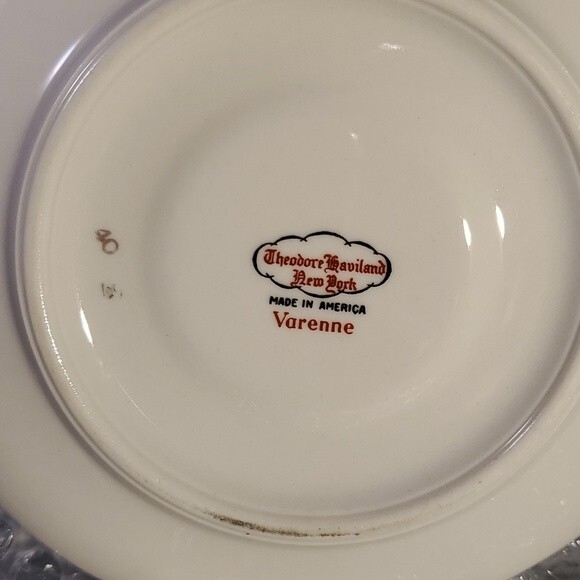Haviland Vareene Saucers - Picture 4 of 6
